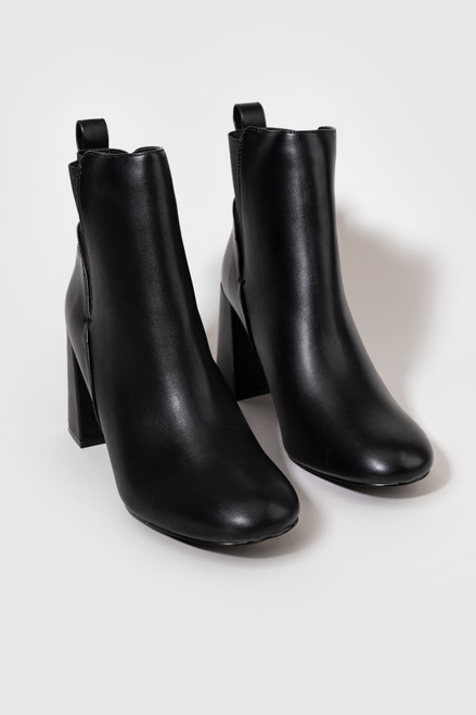 Qupid Midtown Round Toe Ankle Bootie