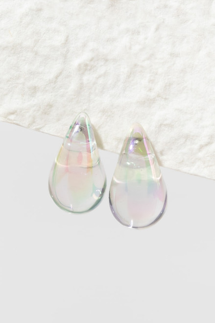 T946_d96e576d4baae46bb8f232212810bf2d450c555d_Iridescent