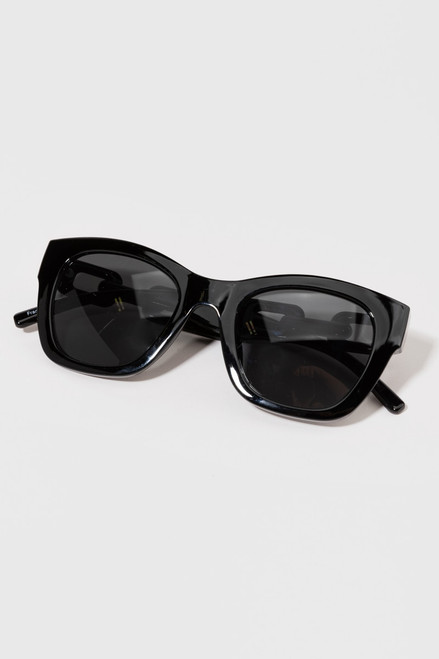 Shelly Oversized Chain Sunglasses