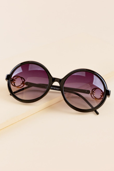 Dorianne Round Sunglasses