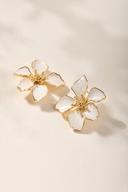 Tessa Ivory Enamel Flower Stud Earrings