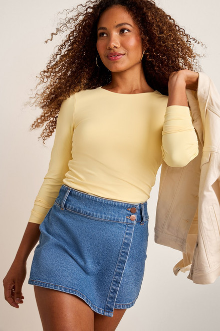 yummi by francesca's Crewneck Long Sleeve Top