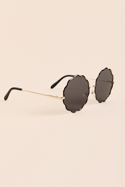 Hailey Round Scallop Frame Sunglasses