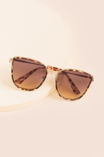 Samara Large Cat Eye Tortoise Sunglasses