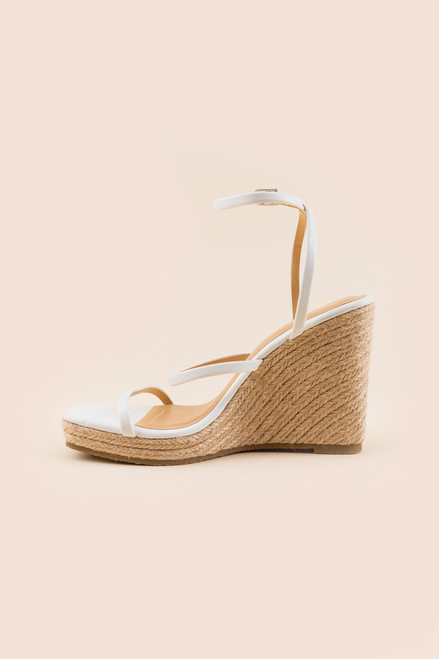 XOXO Uliana Minimal Strap Wedges