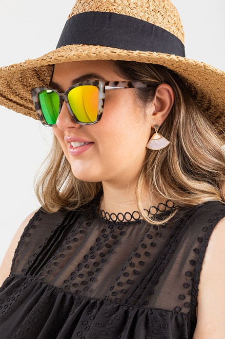 Britney Angular Square Sunglasses