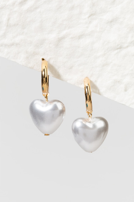 Casley Chunky Heart Pearl Huggie Earrings