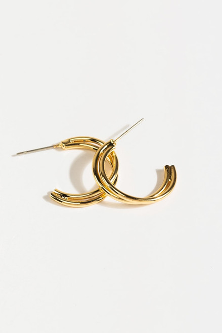 Drea Overlap Hoop Earrings