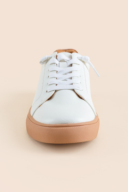 DV by Dolce Vita Abigail Sneakers