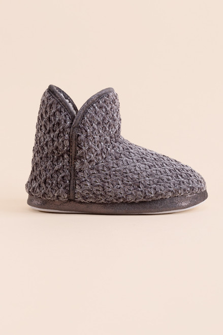 Capelli New York Chenille Knit Boots