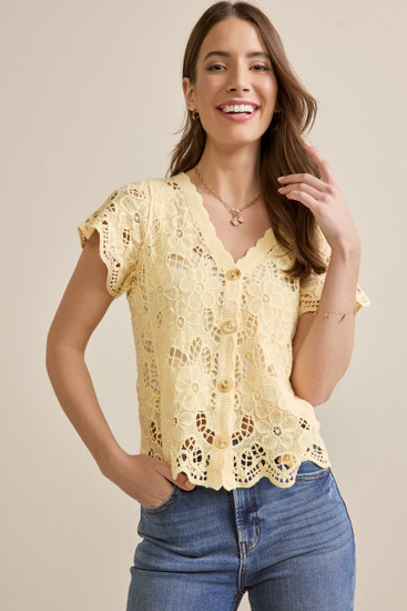 Louisa Floral Lace Top | francesca's®