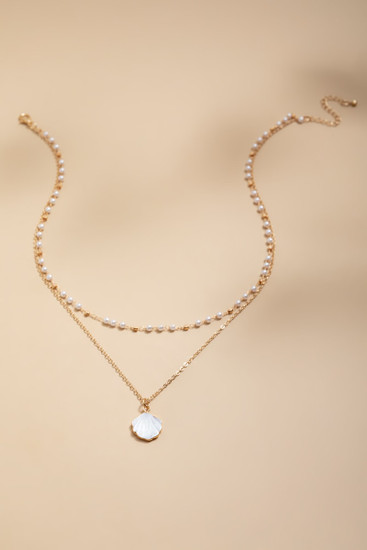 ★THE COLDEST MOMENT★ TCM shell layered necklace Amazon.com: KunJoe Layered Conch Necklace for Women Beach