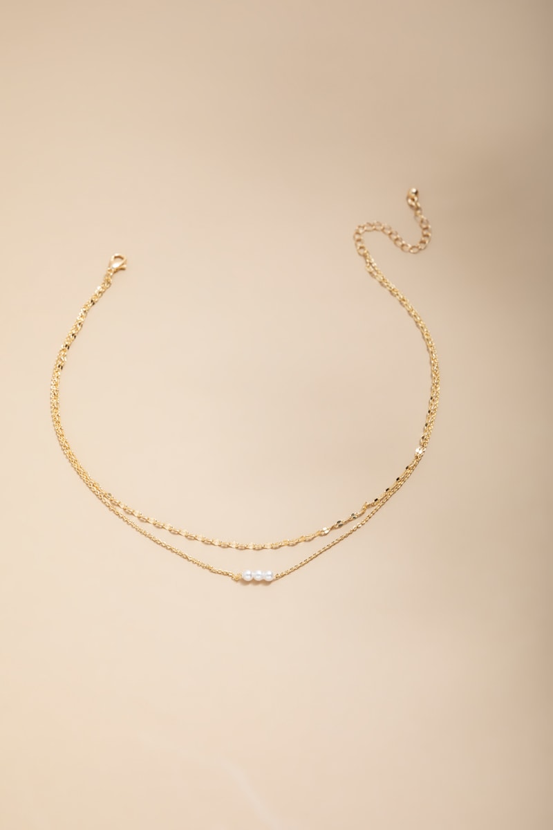 Sophie Rosette Collar Necklace