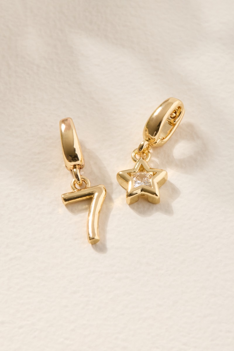 Number and Star Charm Set Gold