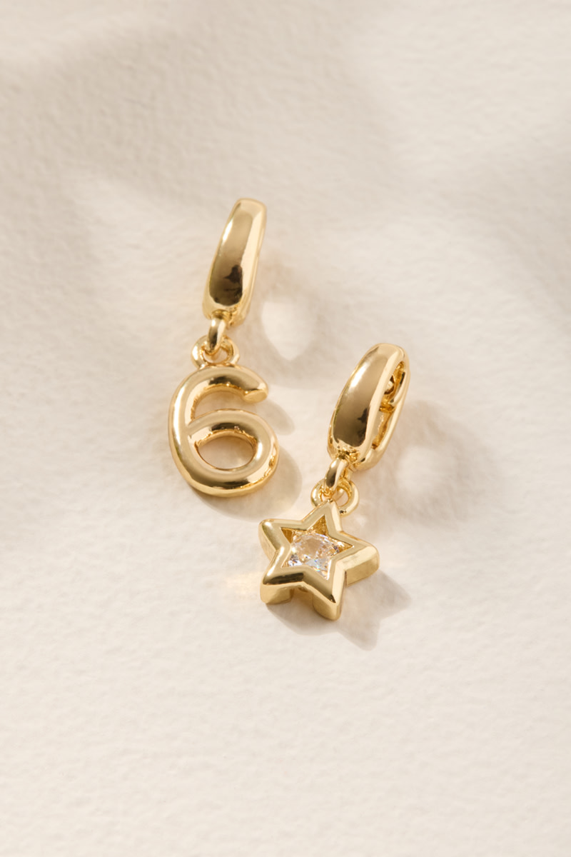 Number and Star Charm Set Gold