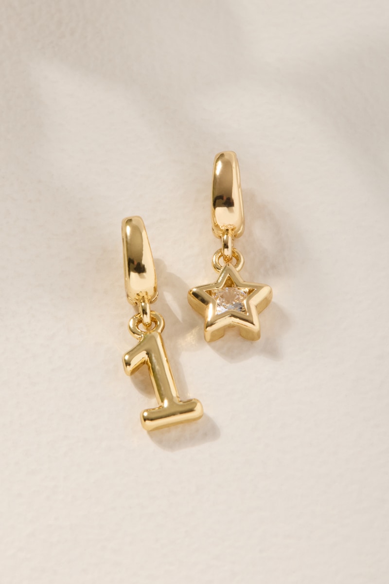 Number and Star Charm Set Gold
