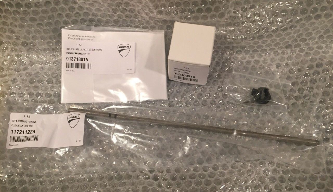 DUCATI CYLINDER CLUTCH PRESSURE & ROD 69925111A NEW IN BOX, shopthegarage