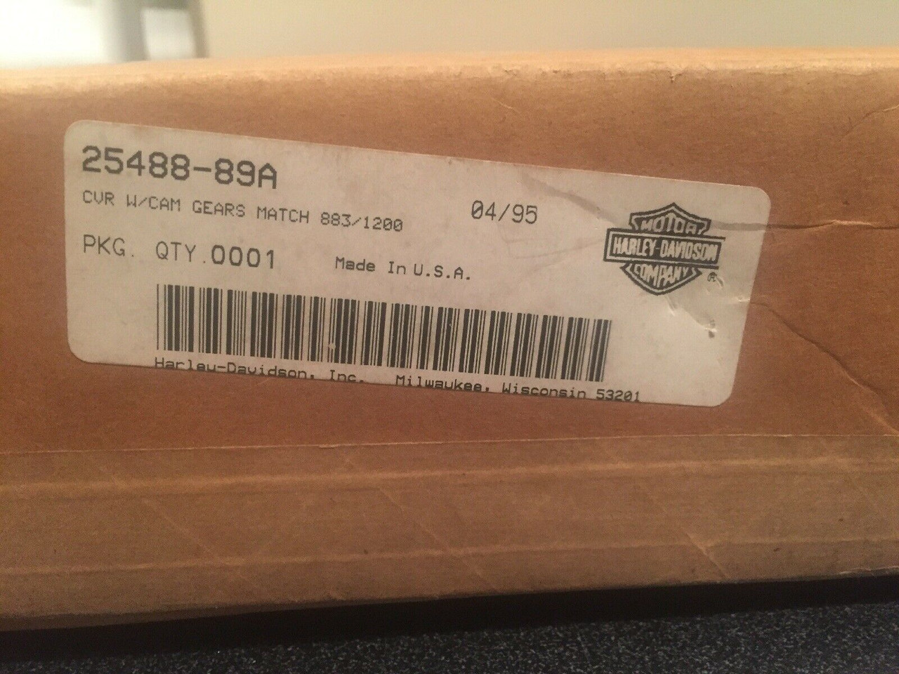 NOS OEM Harley-Davidson crankcase cover with gears 25488-89A 883/1200 XL models