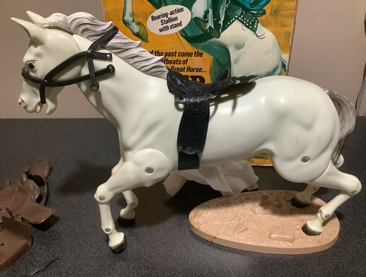 vintage toys,lone ranger,Tonto,Silver,Hubley, coolintocash,cool into cash, shopthegarage, shop thegarage, Bingo's Swap Meet Garage