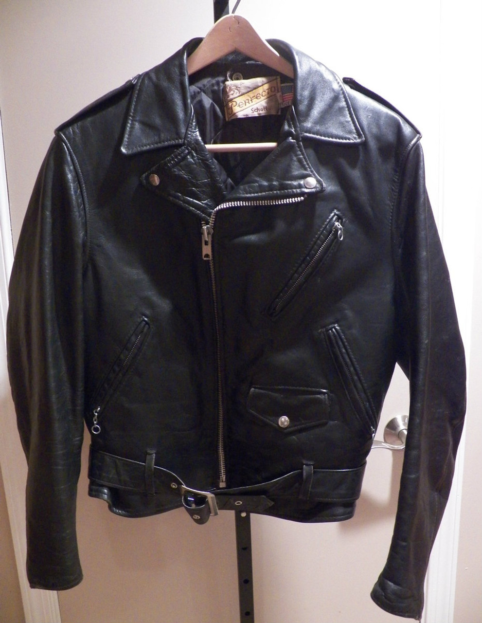 Men's Vintage Perfect by Schott NYC USA made black  leather biker jacket sz. 42