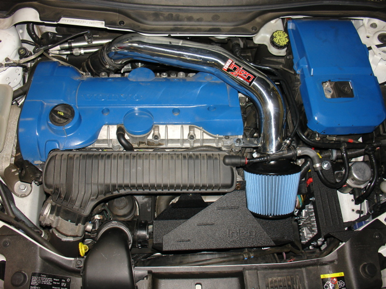 Injen 07-10 Volvo C30 T5 04-06 C40 T5 L5 2.5L Turbo Polished Cold Air  Intake SP9080P Injen