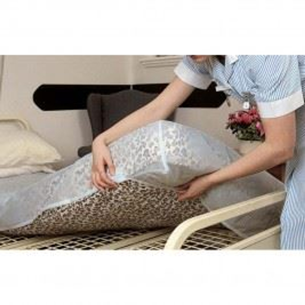 Single Heavy Duty Pvc Plastic Waterproof Fitted Mattress Bed Protector Forest Mobility