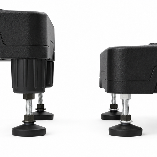 *NEW STYLE* Bigfoot Outdoor Half Step with Adjustable Height (up to 34st) WITH TWO HANDLES