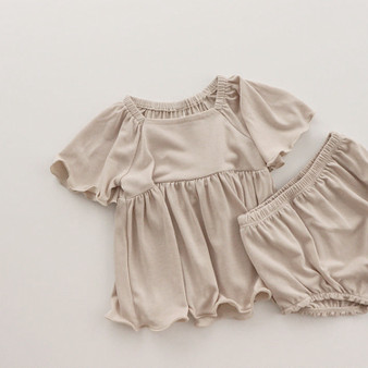 baby girls oatmeal flutter top with bummies