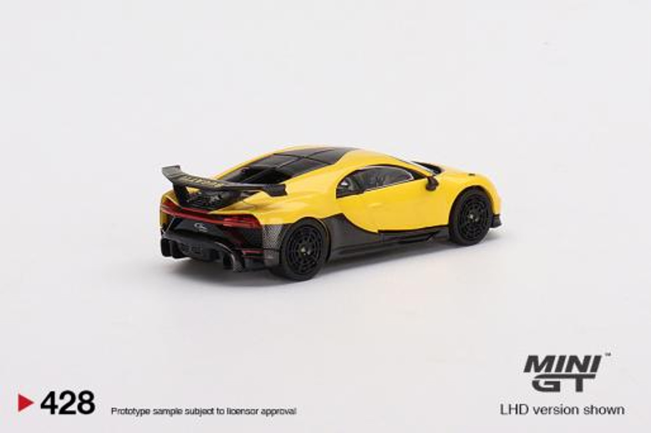 Bugatti Chiron Super Sport White LHD 1:64 Scale Mini GT MGT00440L