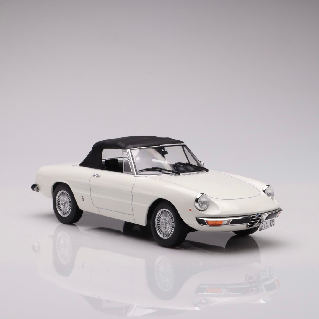 Spider Romeo Alfa Norev 1:18 Alfa Romeo 2000 Spider 1978 – Grünes