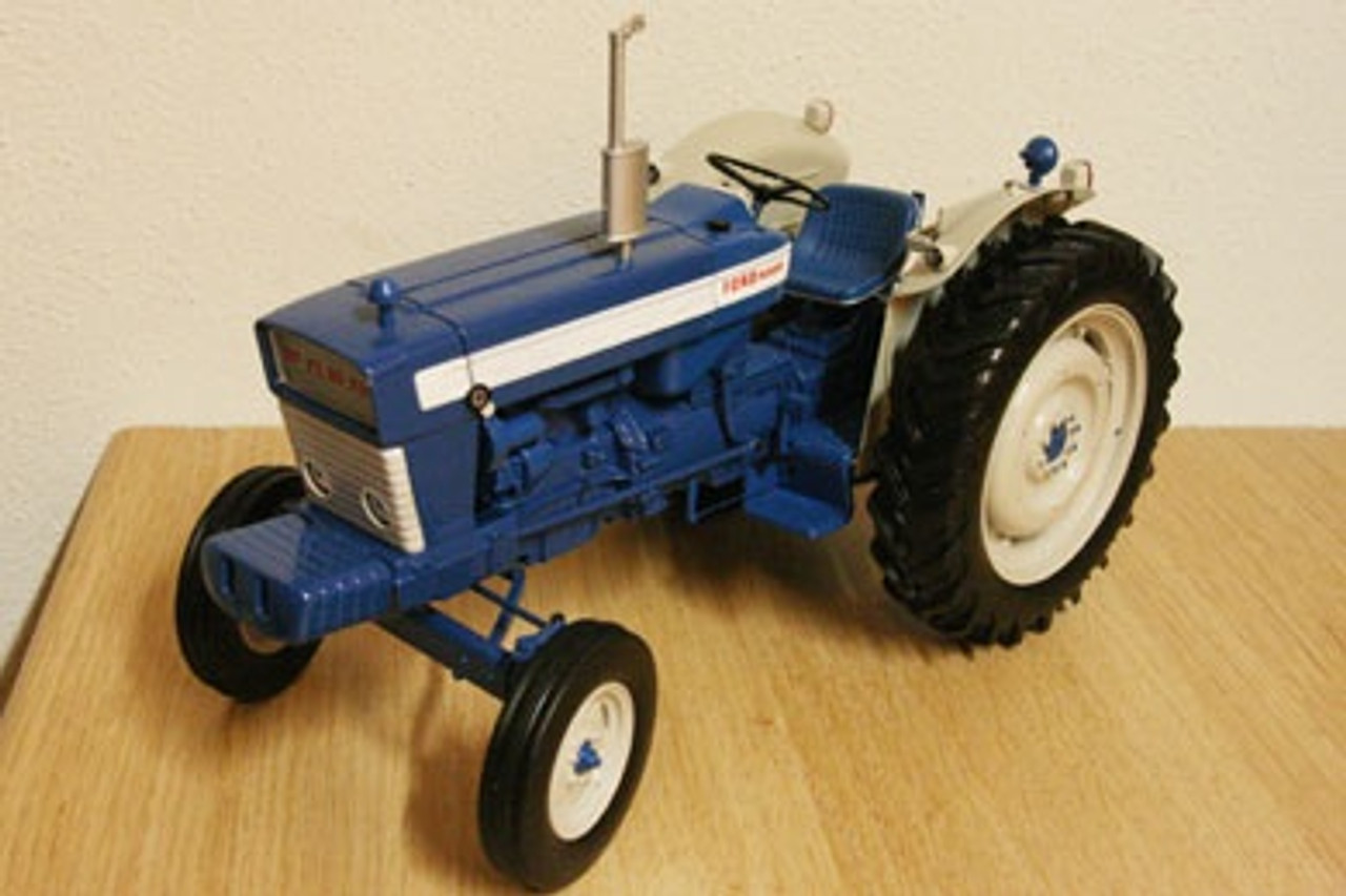 Universal Hobbies Ford 5000