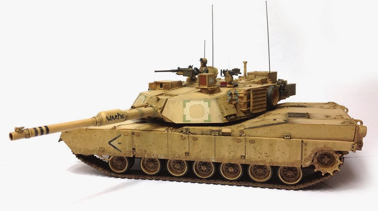 Academy #13202 1/35 M1A1 Abrams Tank 