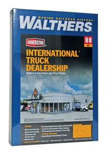 Walthers Cornerstone # 933-4025 HO International Truck Dealership