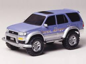Tamiya #19017 1/32 Toyota Hilux Surf SSR-G