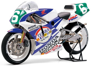 Tamiya #14110 1/12 Honda NSR 250 Ajinomoto Tamiya #14110 1/12 Honda NSR 250 Ajinomoto