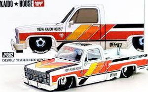 Mini GT #MGTKHMG082 1/64 Chevrolet Silverado-Kaido Works