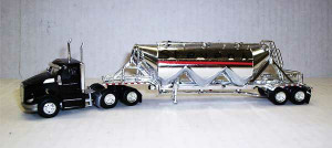 Trucks 'N' Stuff #734-SPEC037 Kenworth T680 Day Cab Tractor w/Pneumatic Bulk Trailer Trucks 'N' Stuff #734-SPEC037 Kenworth T680 Day Cab Tractor w/Pneumatic Bulk Trailer