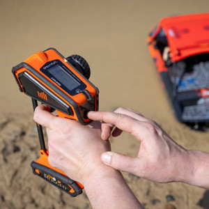 Spektrum #SPMR6215O DX6 Rugged 6 Channel DSMR Transmitter Only-Orange Spektrum #SPMR6215O DX6 Rugged 6 Channel DSMR Transmitter Only-Orange