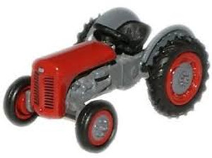 Oxford #76TEA002 1/76 Ferguson TEA Tractor Red Oxford #76TEA002 1/76 Ferguson TEA Tractor Red