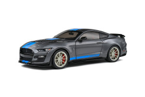 Solido #S1805908 1/18 2020 Ford Shelby GT500 KR Silver/Blue Solido #S1805908 1/18 2020 Ford Shelby GT500 KR Silver/Blue
