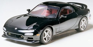 Tamiya #24116 1/24 Mazda RX-7 R1