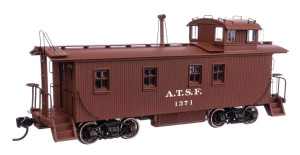 Walthers Proto # 920-103206 30' ATSF 1300-Series Wood Waycar (Caboose)