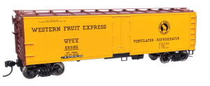 Walthers #910-41410 40' Steel Reefer with Dreadnaught Ends - Ready To Run -- Fruit Growers Express FGEX #38383