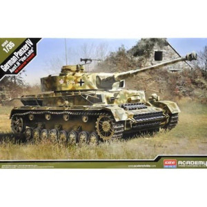 Academy #13528  1/35 German Panzer Ausf.H Ver.Late