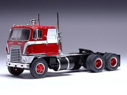 IXO #TR219 1/43 1965 INTERNATIONAL TRANSTAR COE TRACTOR- DARK RED/ WHITE