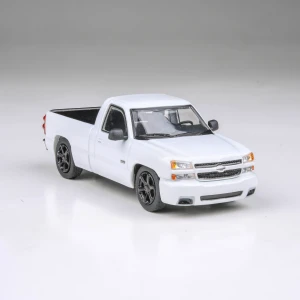 Paragon # PB55834 1/64 2006 Chevrolet Silverado 'Cateye'   Summit White