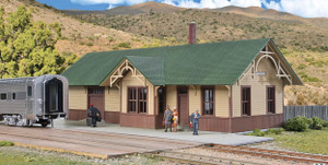 Walthers Cornerstone #933-4057 HO Union Pacific Style Depot