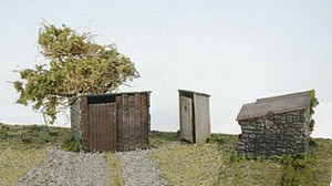 Wills #SS19 OO Grotty Huts & Privy