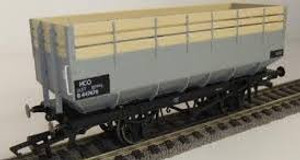 Hornby #R6838 OO BR 20 Ton Coke Hopper