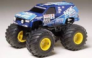 Tamiya #17011 1/32 Mini 4WD Nissan Terrano Paris-Dakar Tamiya #17011 1/32 Mini 4WD Nissan Terrano Paris-Dakar